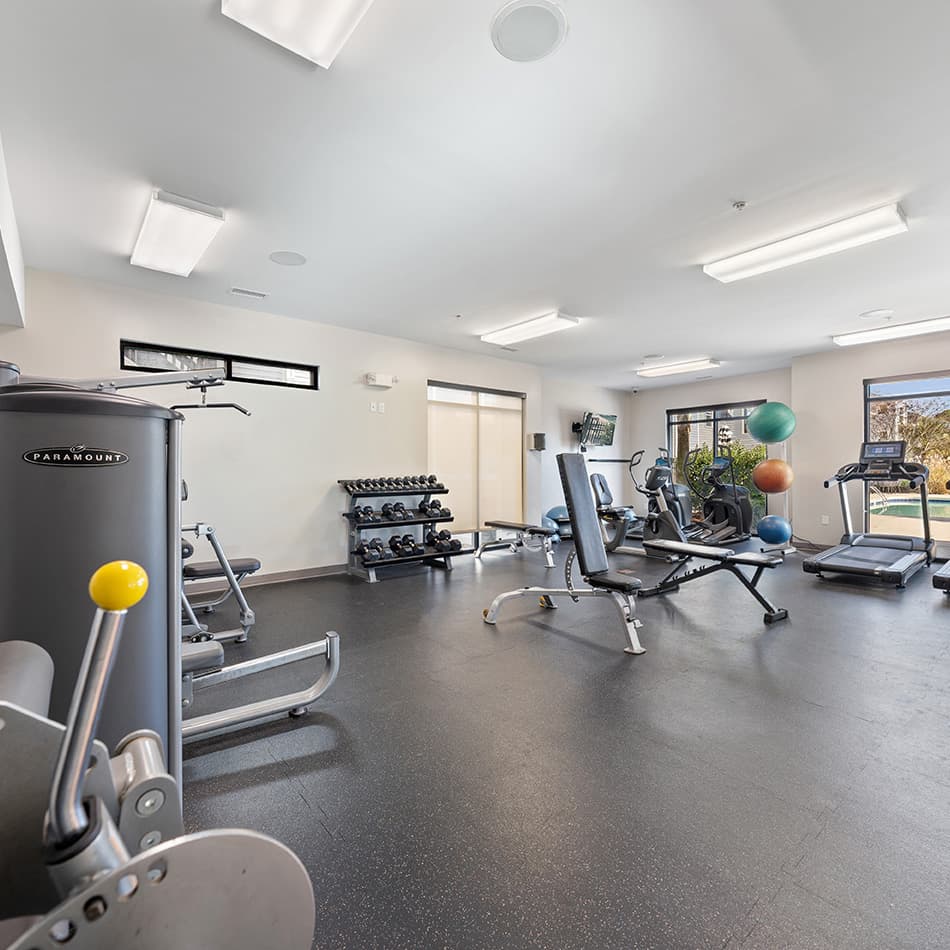 Fitness-Center-01-Wilmington-Commons-Wilmington-12