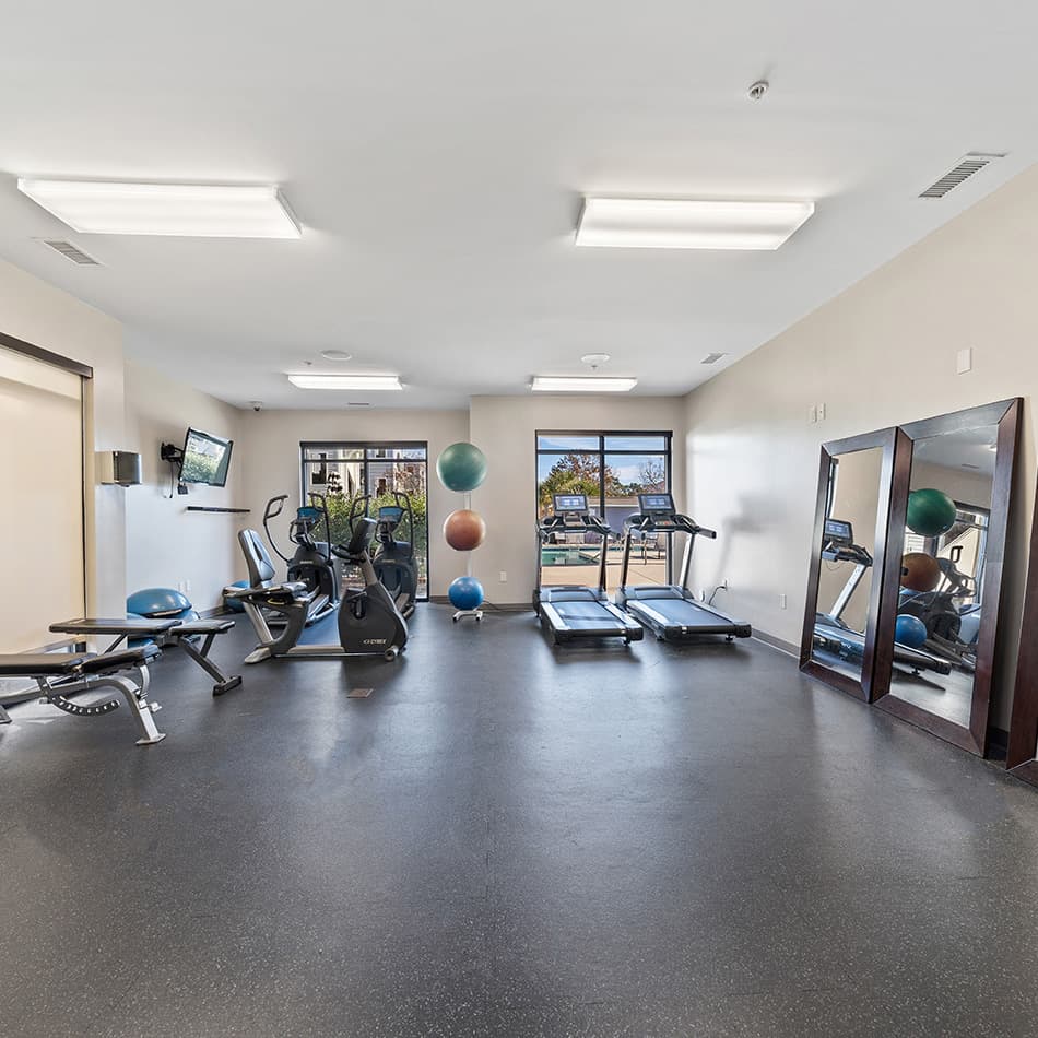 Fitness-Center-03-Wilmington-Commons-Wilmington-12